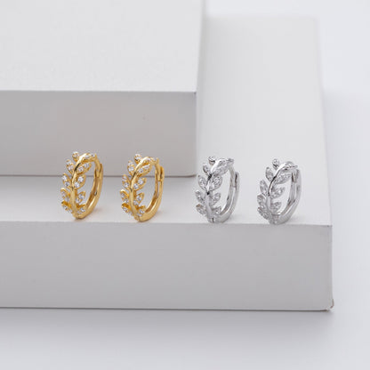 Boucles d'oreilles créoles en feuille d'argent