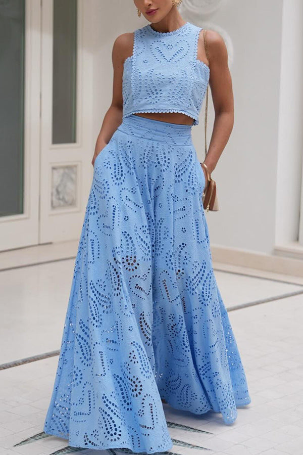 Linda | Robe à Oeillets Flowy pour Femmes