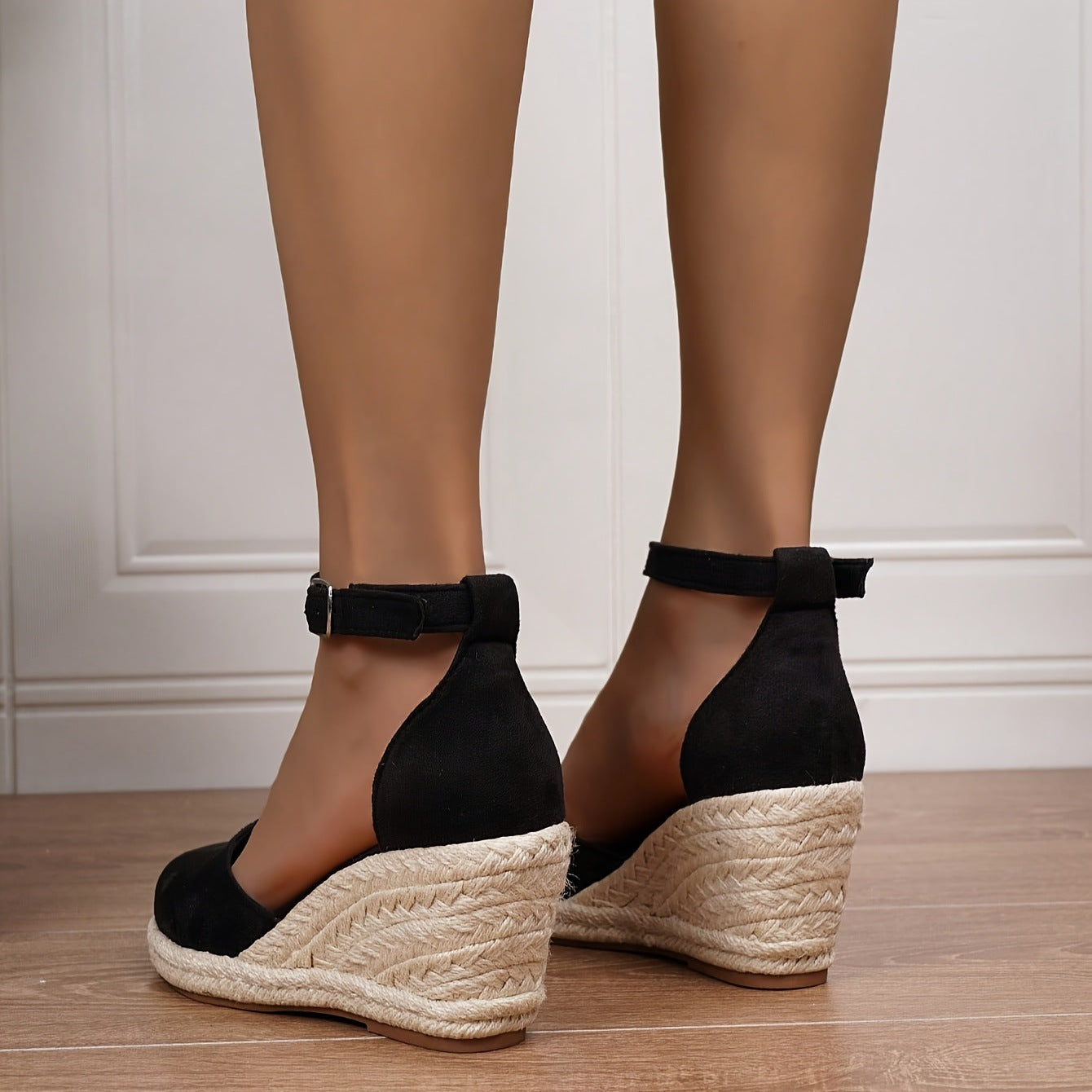 Nadia - Sandales à brides plates pour femmes