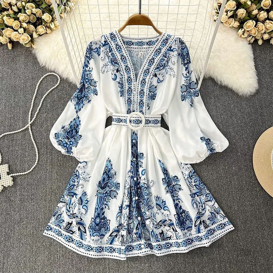 Jaselina – Robe Mini Ajustée Brodée