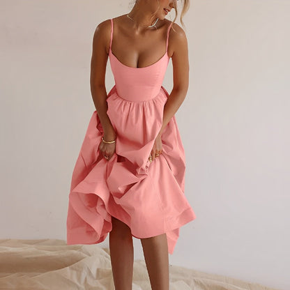 Fabiana – Robe à fines bretelles et coupe froncée