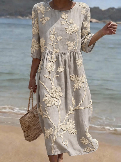 Robe Midi Fluide avec Broderies Florales - Collection Vintage Élégante