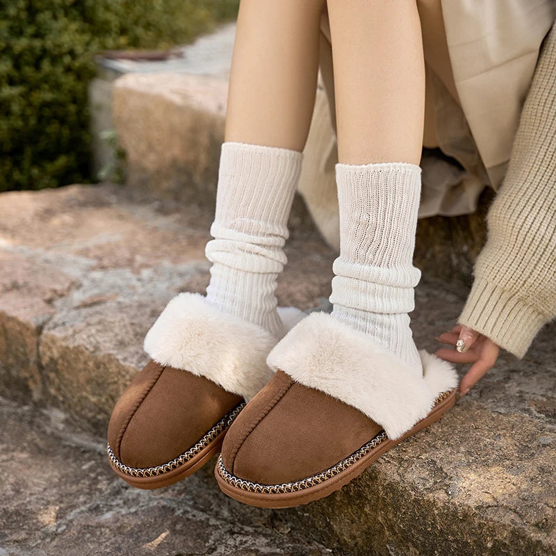 Chaussons d'Hiver en Velours Côtelé pour Femmes avec Doublure en Cuir Doux et Confort Chaleureux