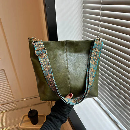 Embjørg | Sac à Bandoulière Classique avec Bandoulière Réglable à Motif