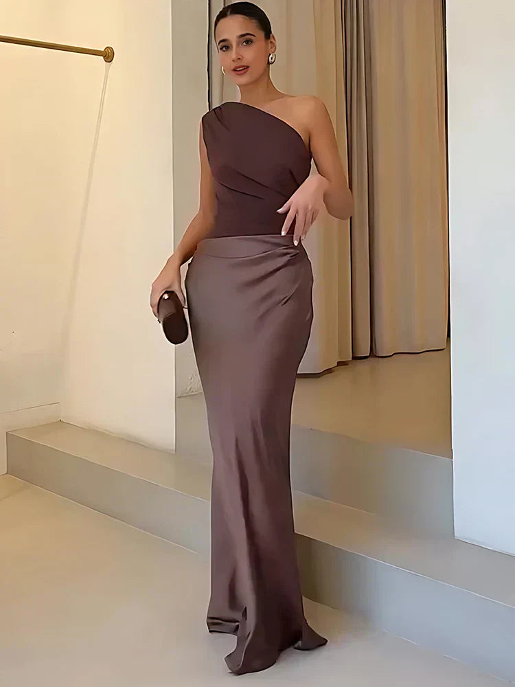 Maxi Robe à Épaule Découverte