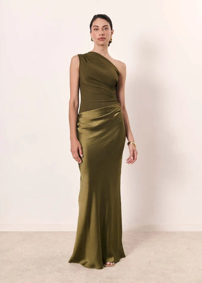 Maxi Robe à Épaule Découverte