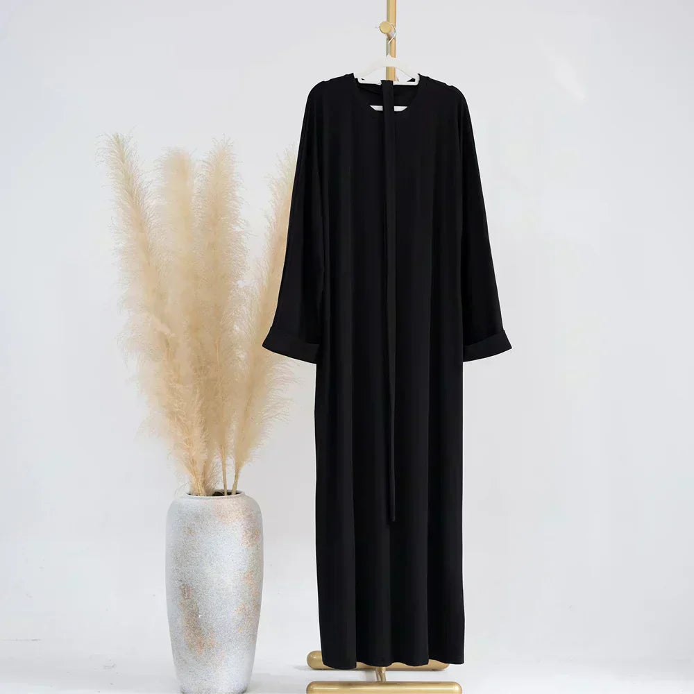 Ariane - Élégante Abaya en Tricot avec Ceinture et Poches Latérales