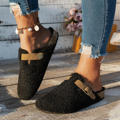Chaussons pour Femmes avec Détail de Boucle et Confort Doux et Accueillant