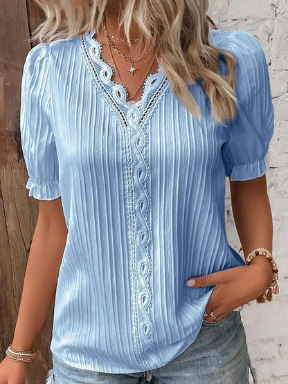 Mélissa | Blouse Élégante avec Détails Délicats