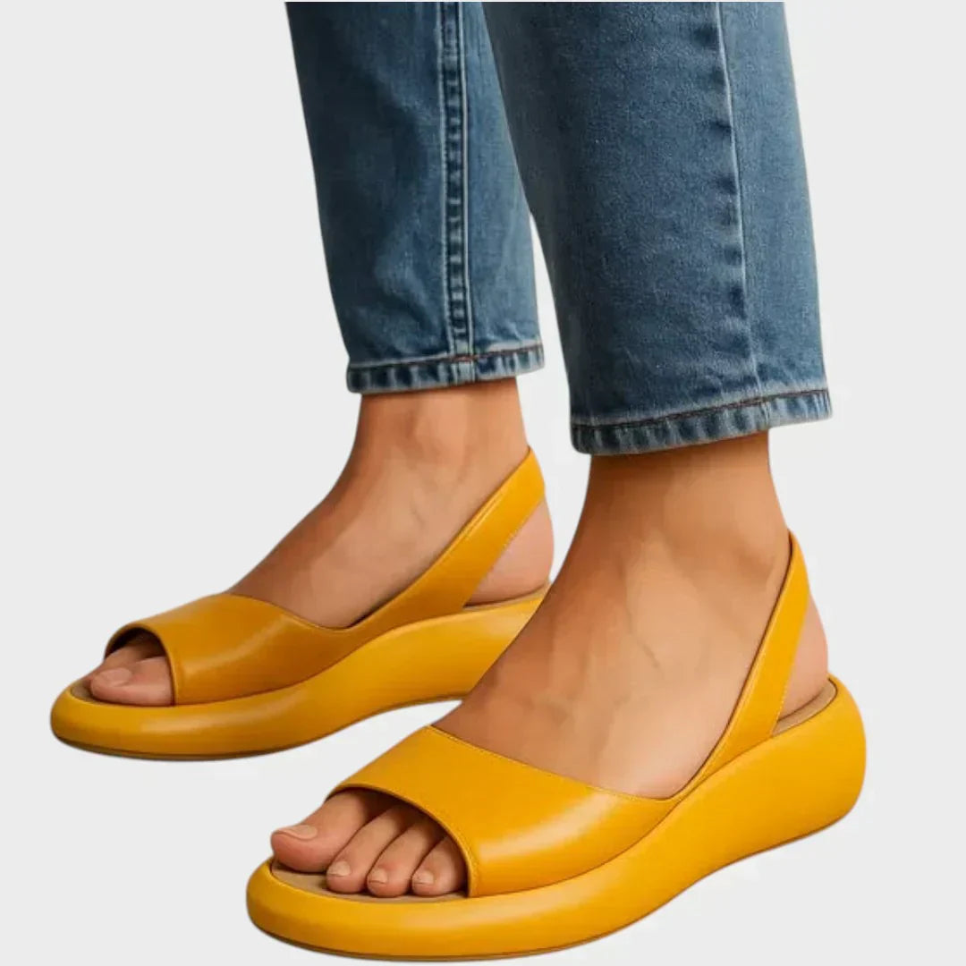 Assise - Sandales Chic et Lisses