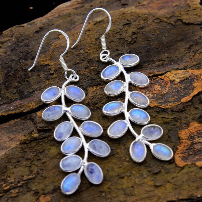 Boucles d'oreilles en pierre de lune sophistiquées