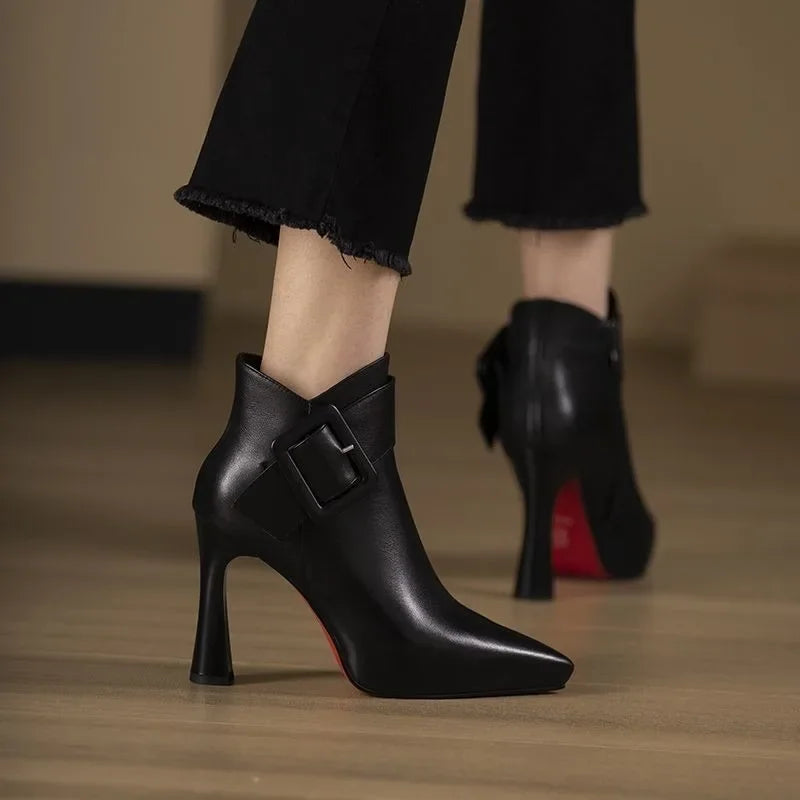 Adelina - Stivaletti Eleganti e Raffinati