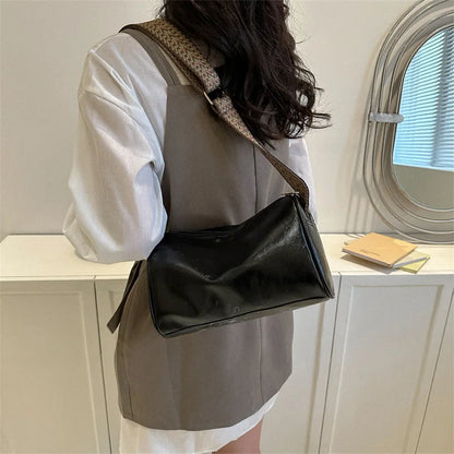 Bergfrid | Sac à bandoulière élégant avec une bandoulière moderne