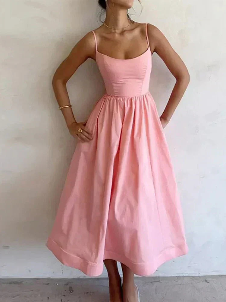 Delaney - Robe Ajustée à la Taille en A