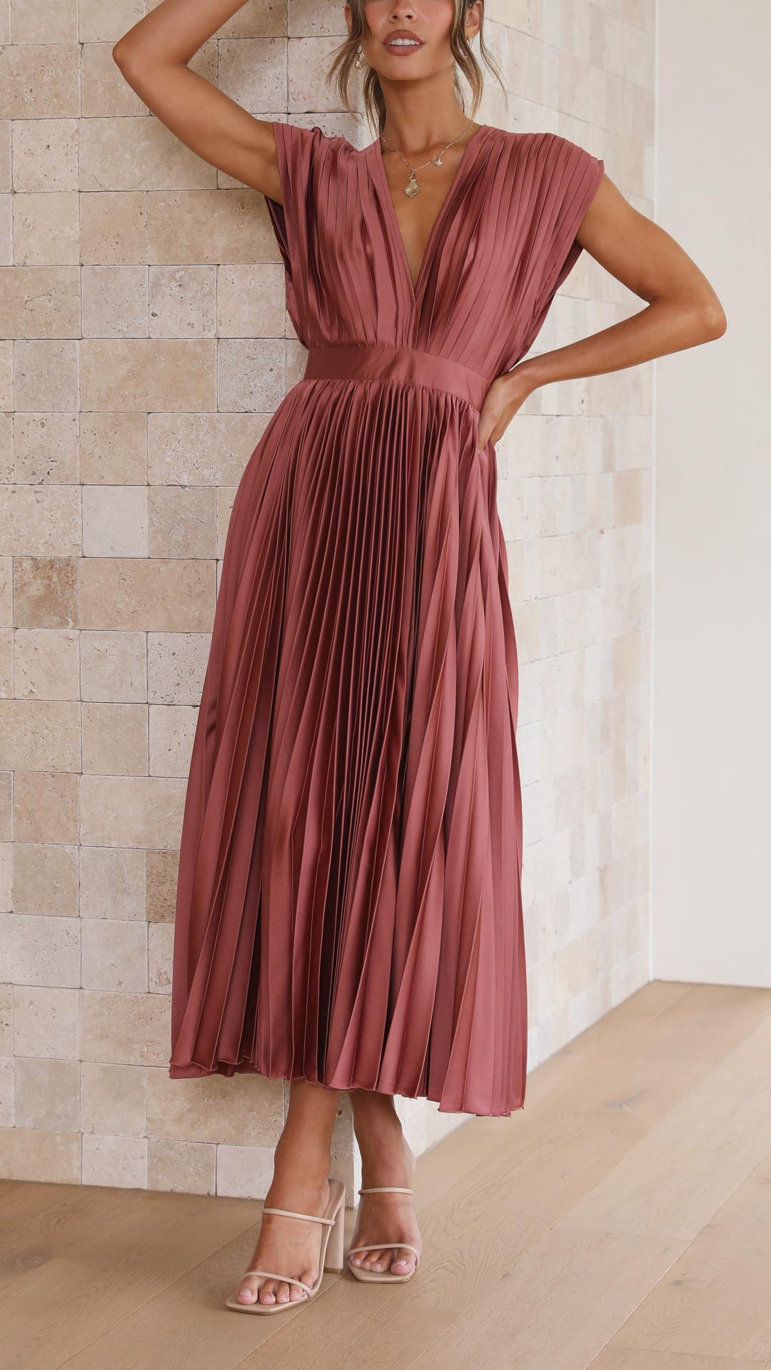 Violeta | Élégante robe plissée