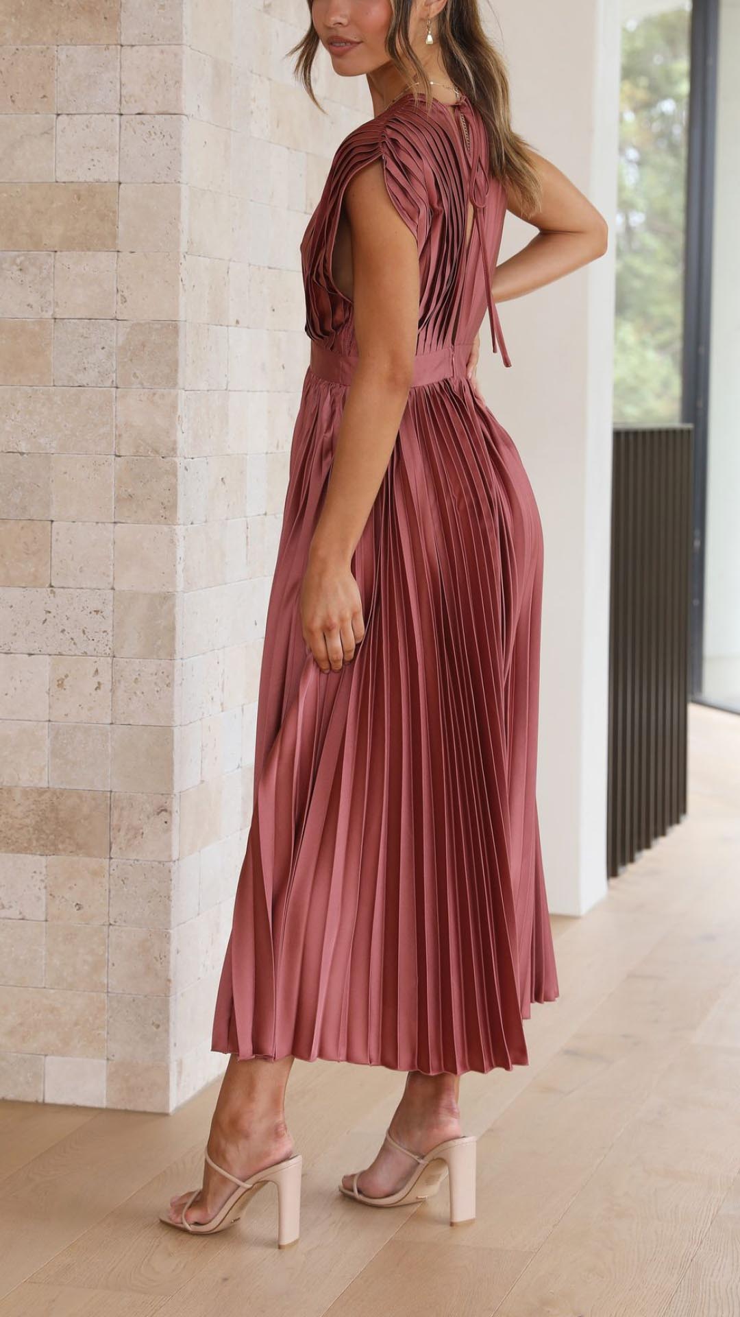 Violeta | Élégante robe plissée
