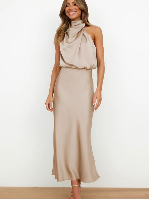 Robe de soirée fluide et épurée - Élégance intemporelle pour les grandes occasions