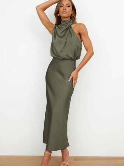 Robe de soirée fluide et épurée - Élégance intemporelle pour les grandes occasions