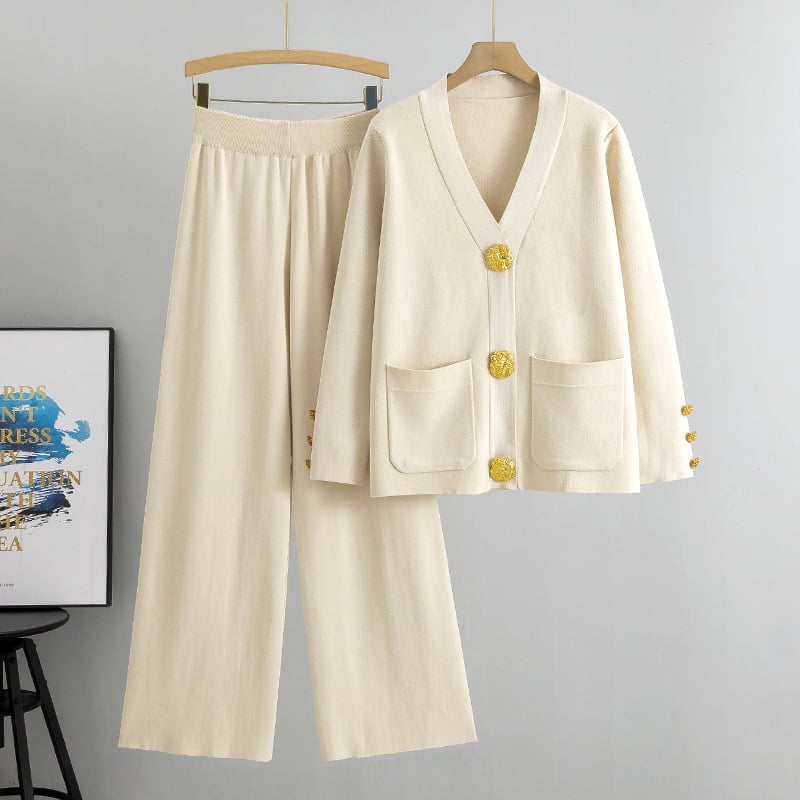 DAMARIS – ENSEMBLE DE PULL EN LAINE AVEC BOUTONS EN MÉTAL ET PANTALONS À JAMBES LARGES