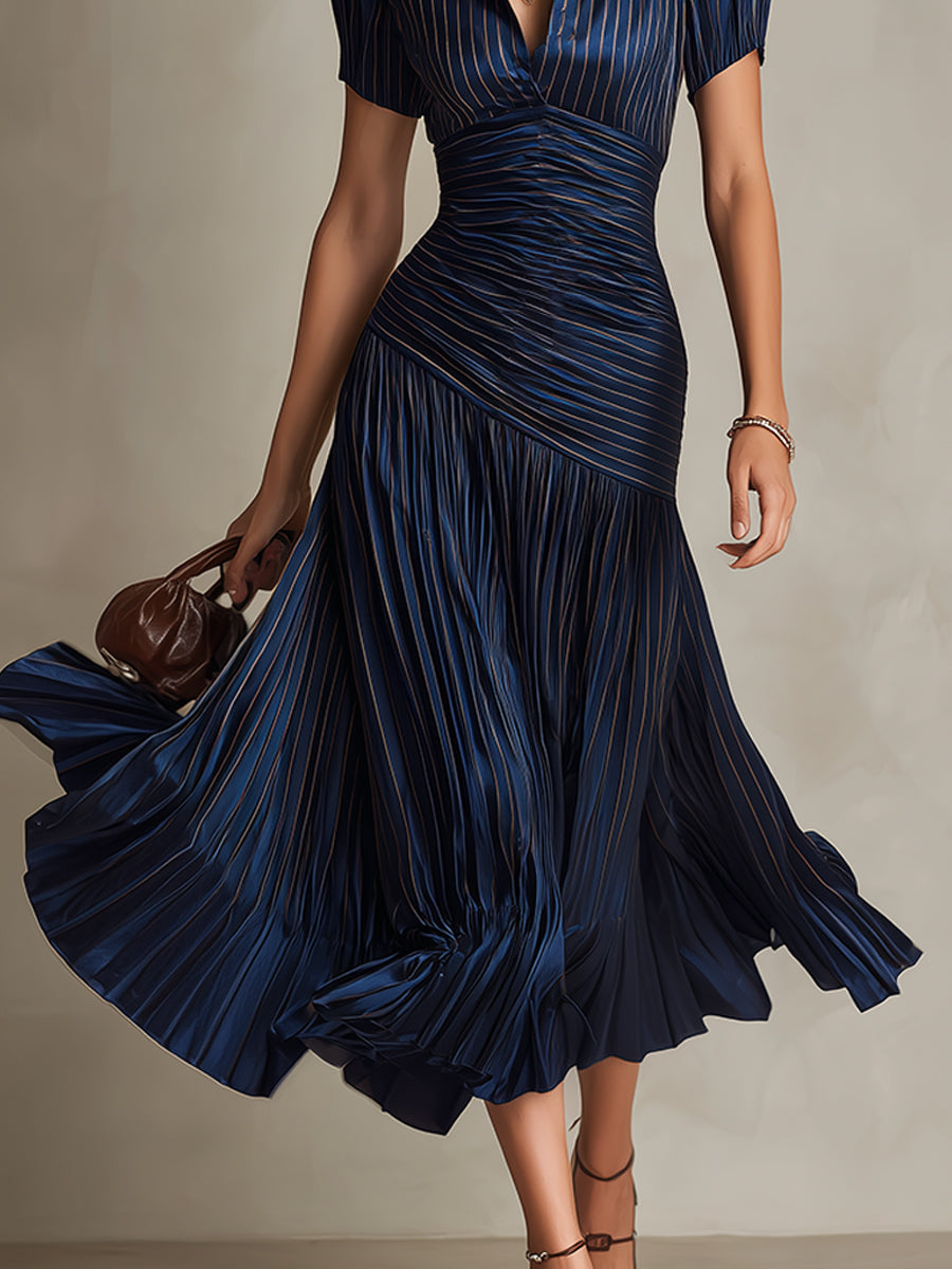 Adriana - Robe Midi en Satin à Rayures Rétro