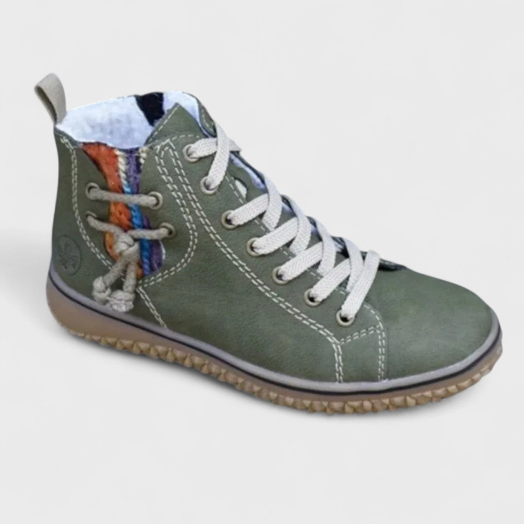 Clorinda - Sneakers in Morbida Camoscio