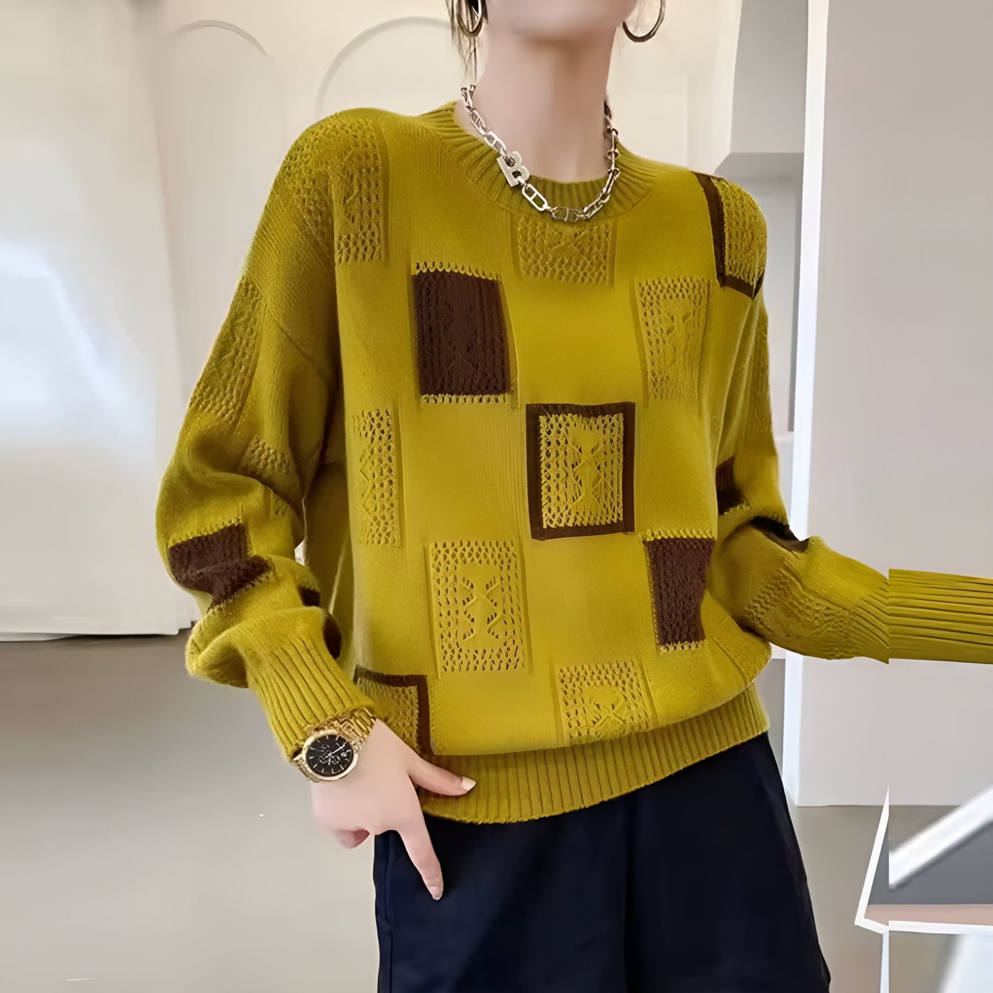 Ava | Pull Timeless Flattering
