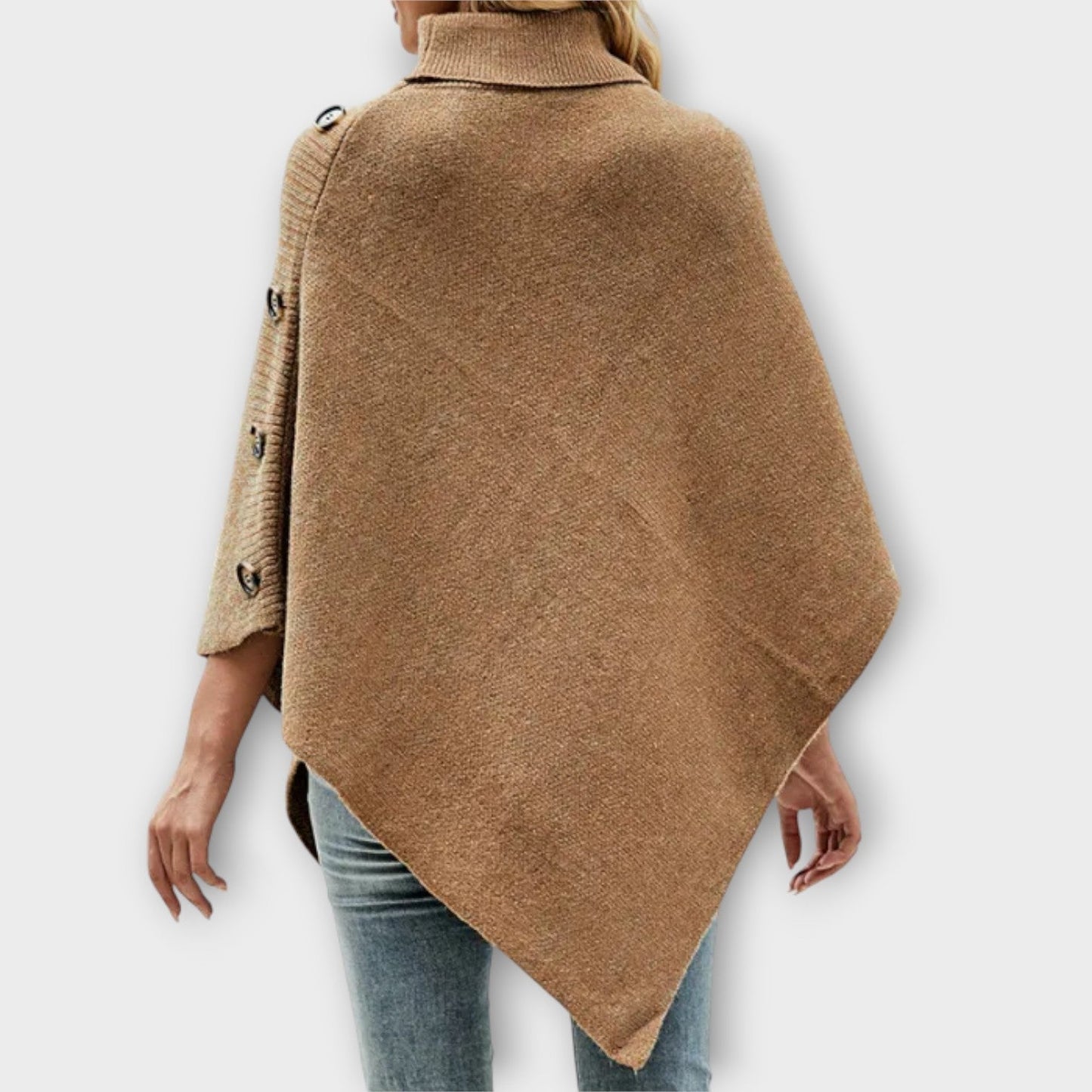 Poncho en Maille Douce avec Détails Boutonnés