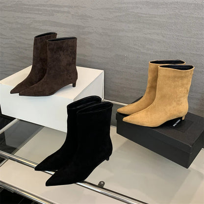Bottes Maria – Bottes Élégantes en Suède Marron