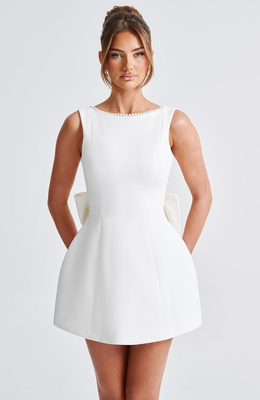 Mini Robe – Élégance avec des accents raffinés