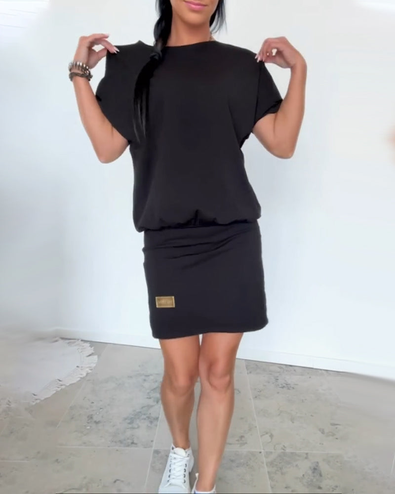 Karina – Robe d'Élégance Décontractée pour Usage Quotidien