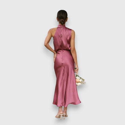 Daisy | Robe Halter en Satin Élégante