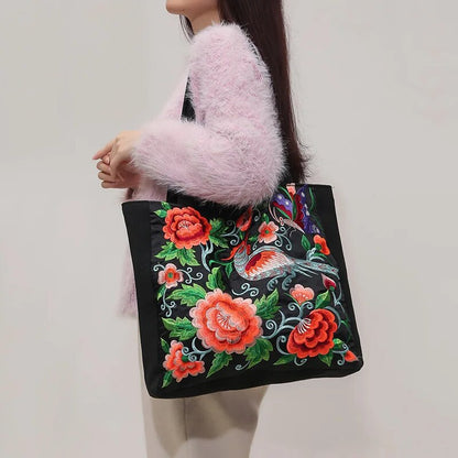 Ingleiv | Sac à bandoulière brodé avec expression artistique