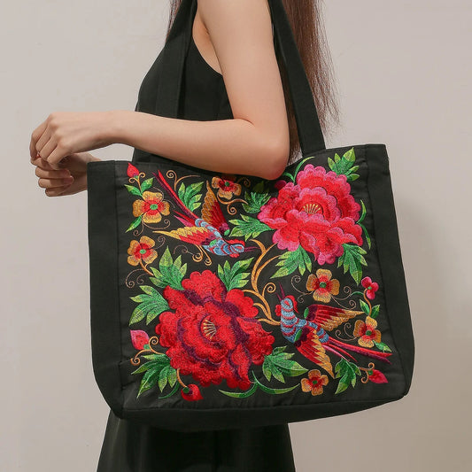 Ingleiv | Sac à bandoulière brodé avec expression artistique