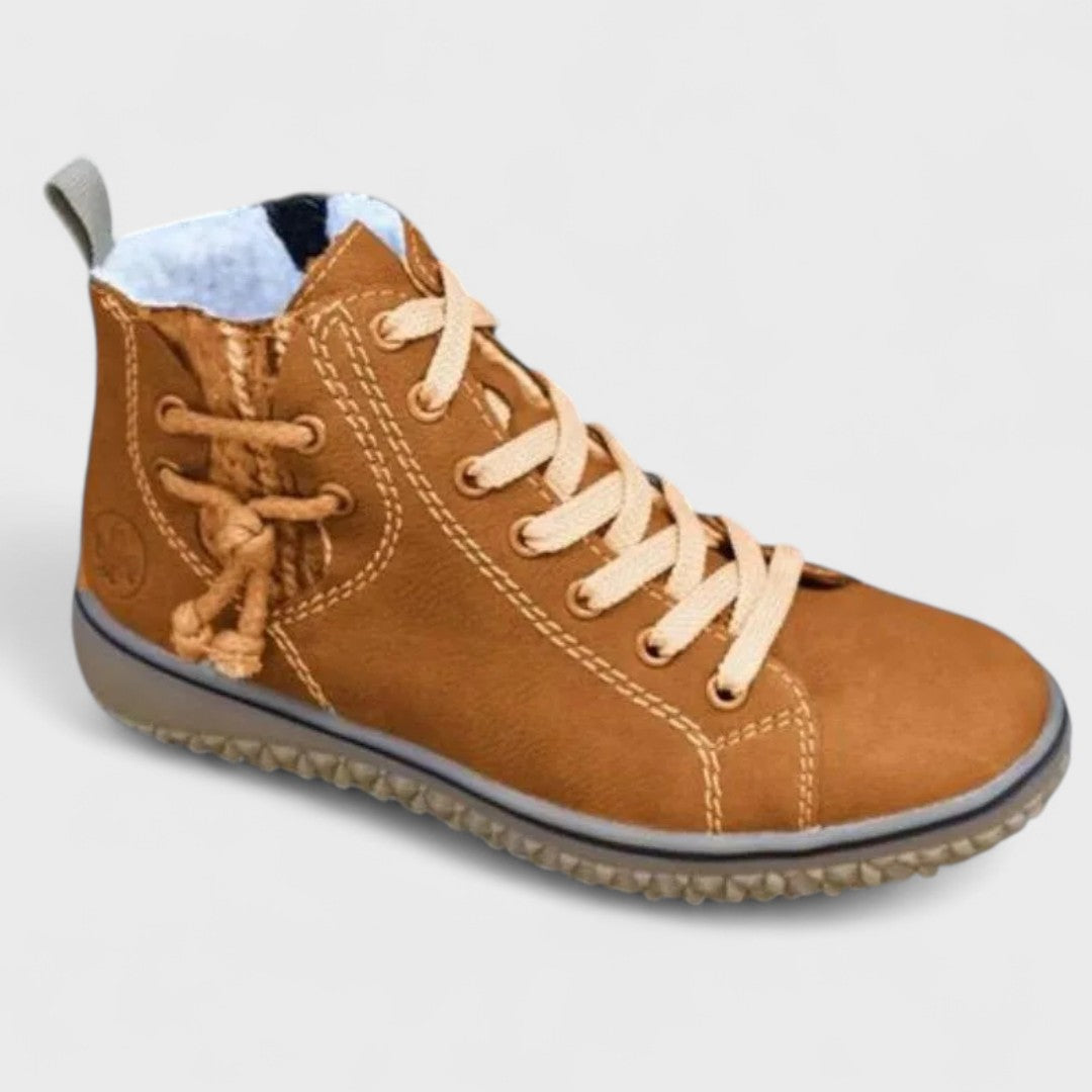 Clorinda - Sneakers in Morbida Camoscio