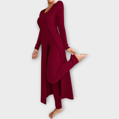 Ensemble de détente en tricot côtelé avec tunique fendue