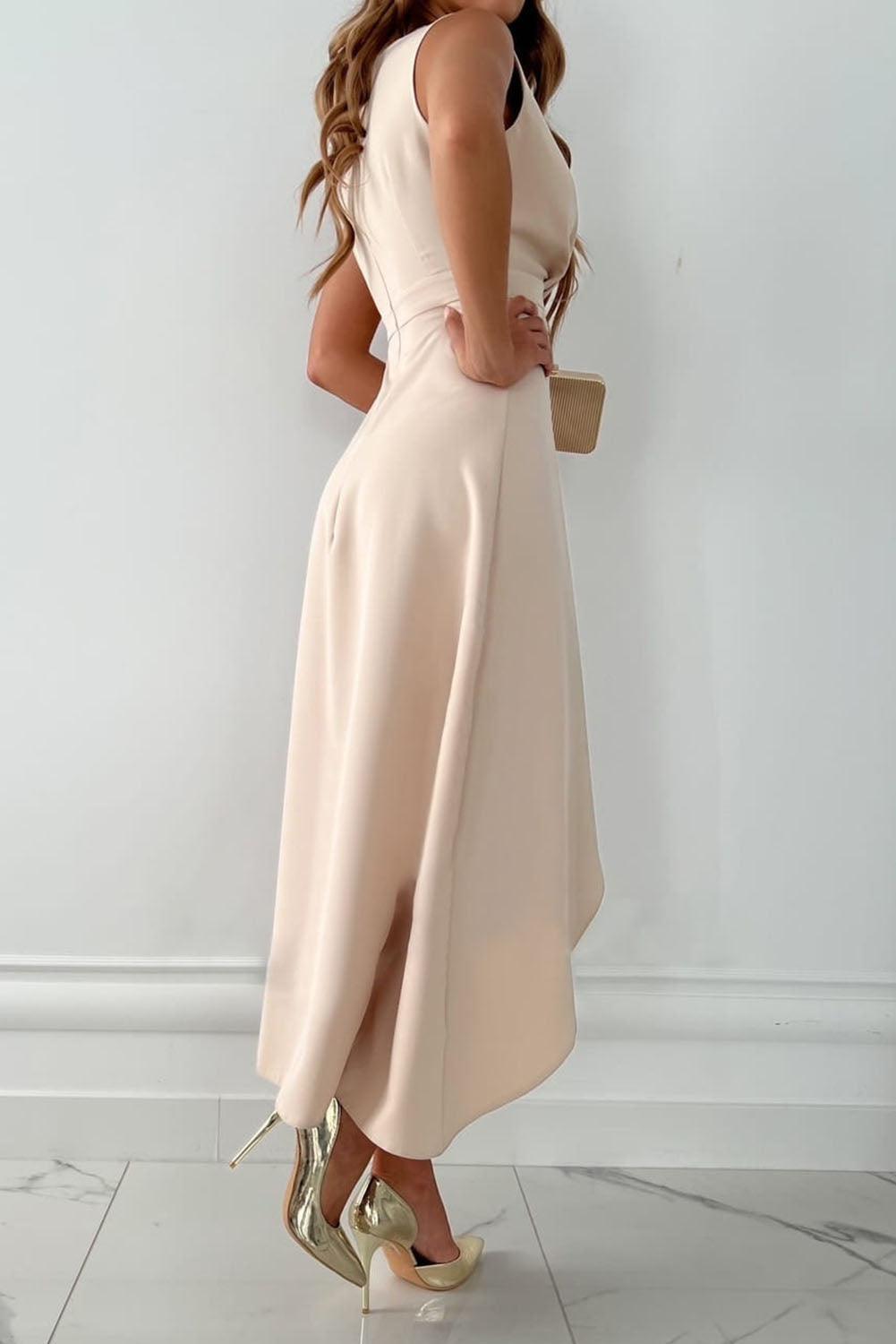 Femke - Robe midi croisée avec décolleté en V et fente