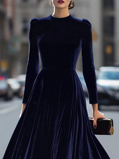 Robe midi en velours luxueux avec manches longues