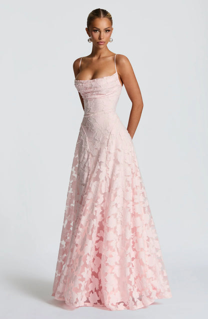 Rubis | Robe longue élégante en dentelle florale