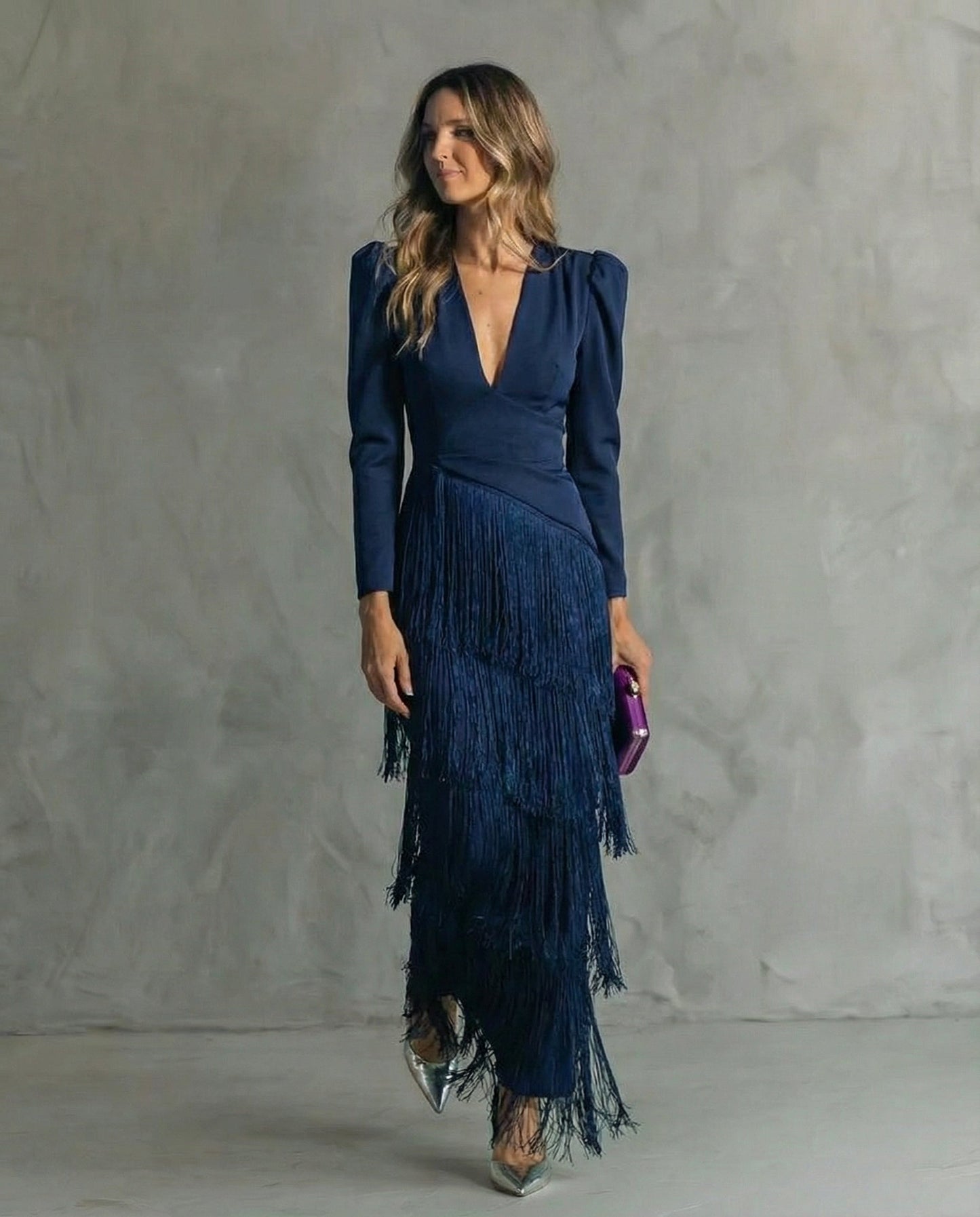 Clara ™ | Robe Midi Élégante avec Manches à Franges