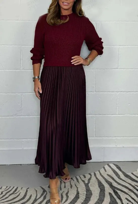 BRIELLE – ROBE EN MAILLE PLISSÉE ÉLÉGANTE