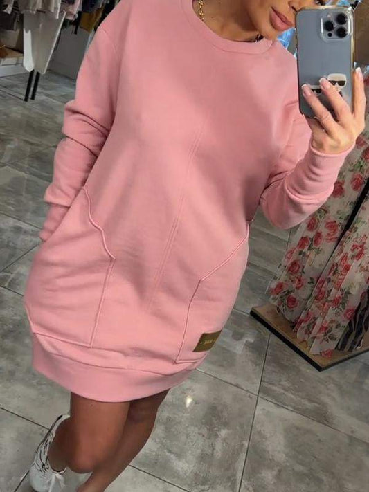 Audrey – Robe Élégante à Col Rond Fabriquée à Partir de Matériaux Durables