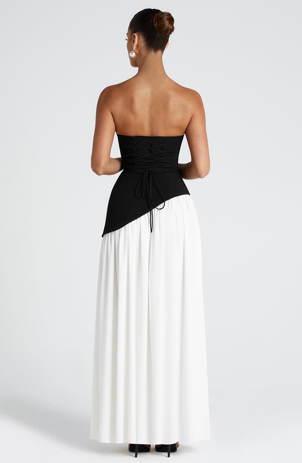 Robe Maxi Sans Manches pour Femme avec Fente Haute et Taille Asymétrique