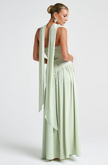 Robe Maxi Sans Manches pour Femme avec Fente Haute et Taille Asymétrique