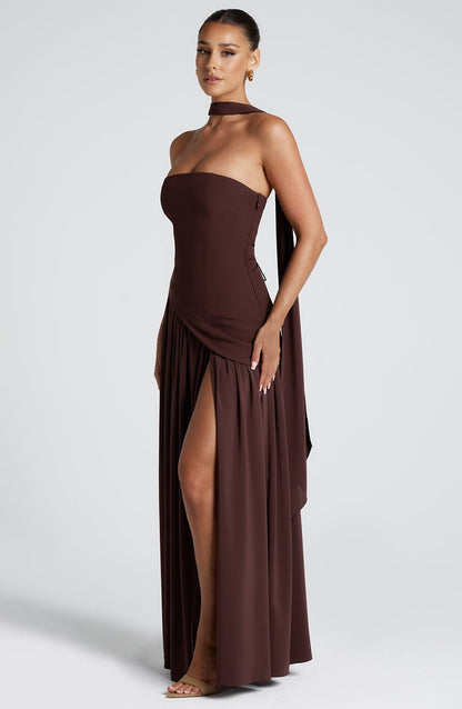 Robe Maxi Sans Manches pour Femme avec Fente Haute et Taille Asymétrique