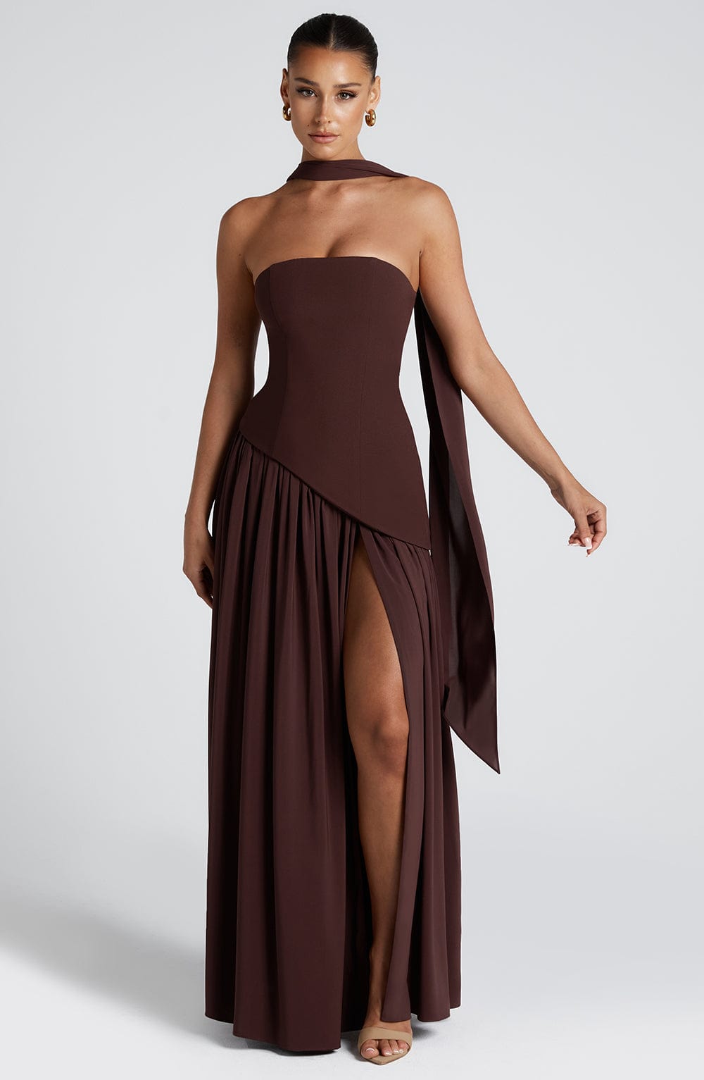 Robe Maxi Sans Manches pour Femme avec Fente Haute et Taille Asymétrique