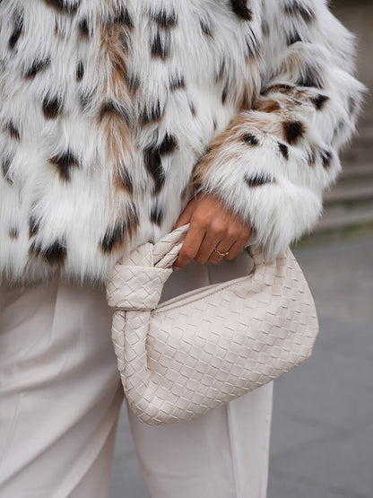 Sac à Main Tissé pour Femme avec Poignée Nouée et Forme Courbée