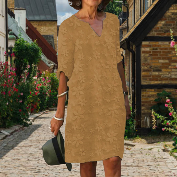 Maira – Robe Florale à Ajustement Confortable