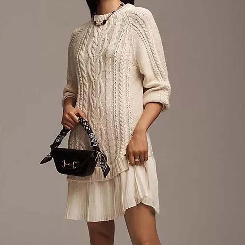 La Robe A-Ligne en Tricot à Câble - La Robe en Pull Flatteuse