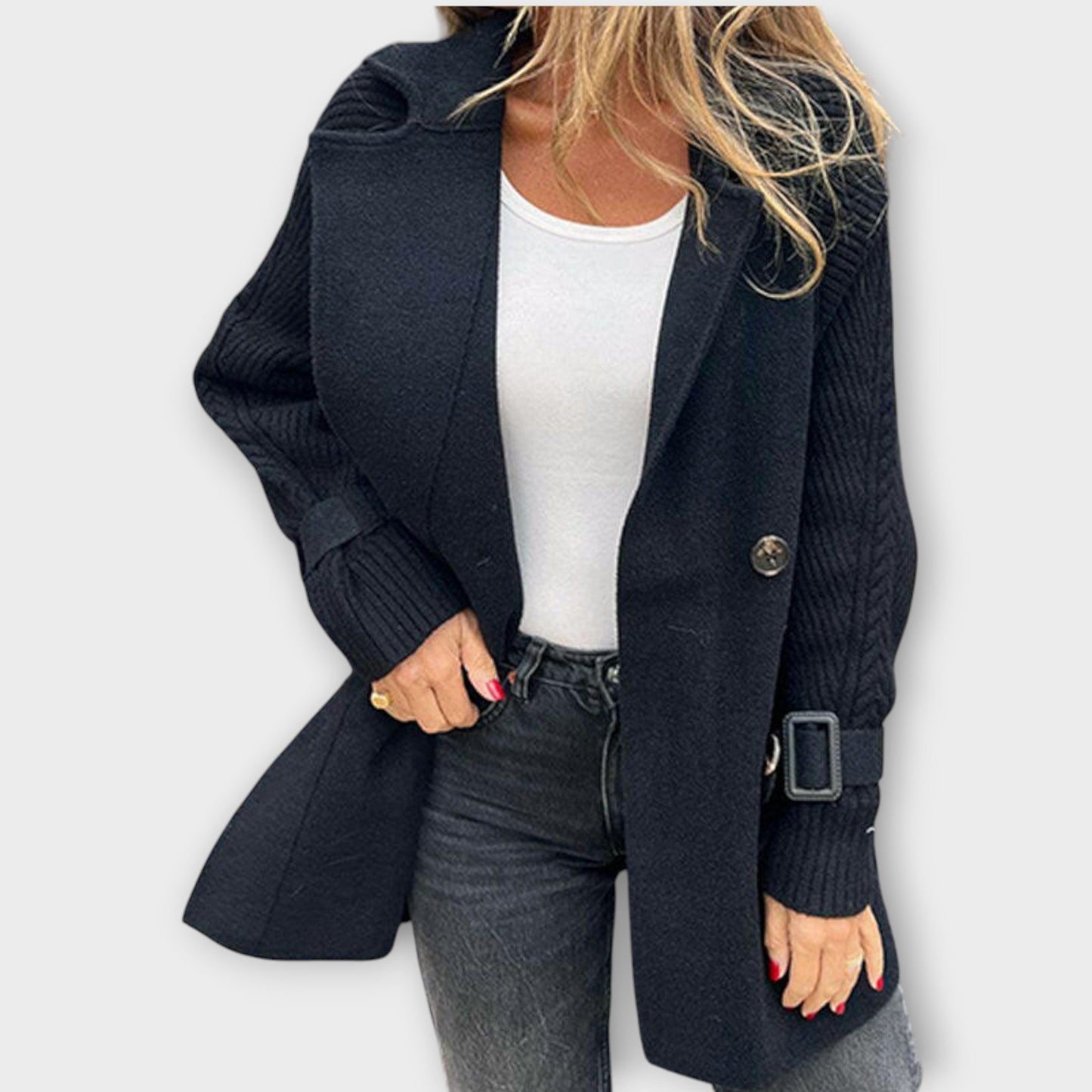 Manteau d'hiver avec des détails en tricot chics et confortables