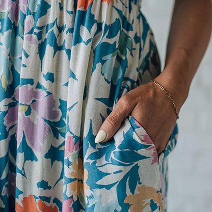 Robe Maxi Fleurie avec Corsage Froncé et Bretelles Réglables